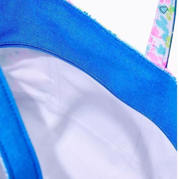 Lilly Loves DC Mercato Tote - Picture 4 of 13